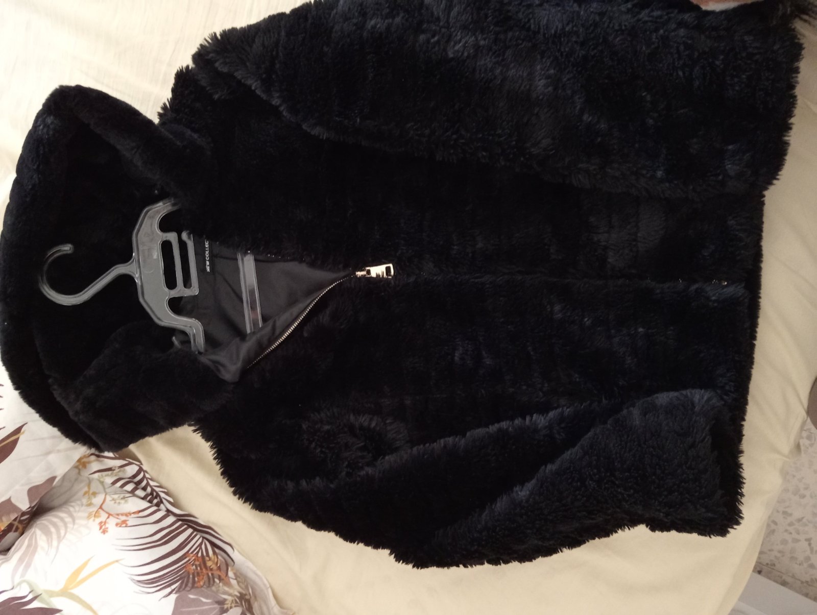 Manteau fourrure noir