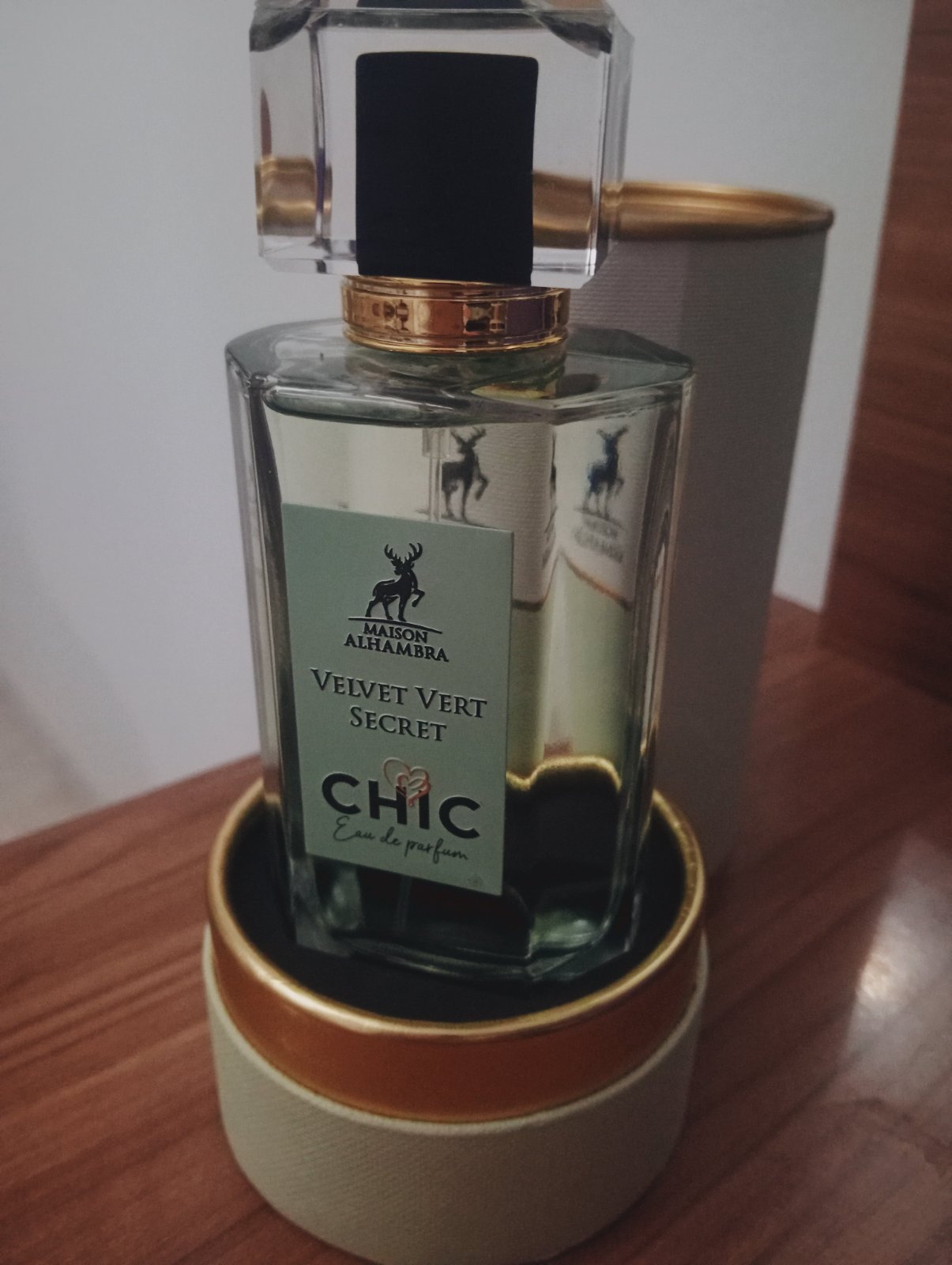 Eau de parfum chic