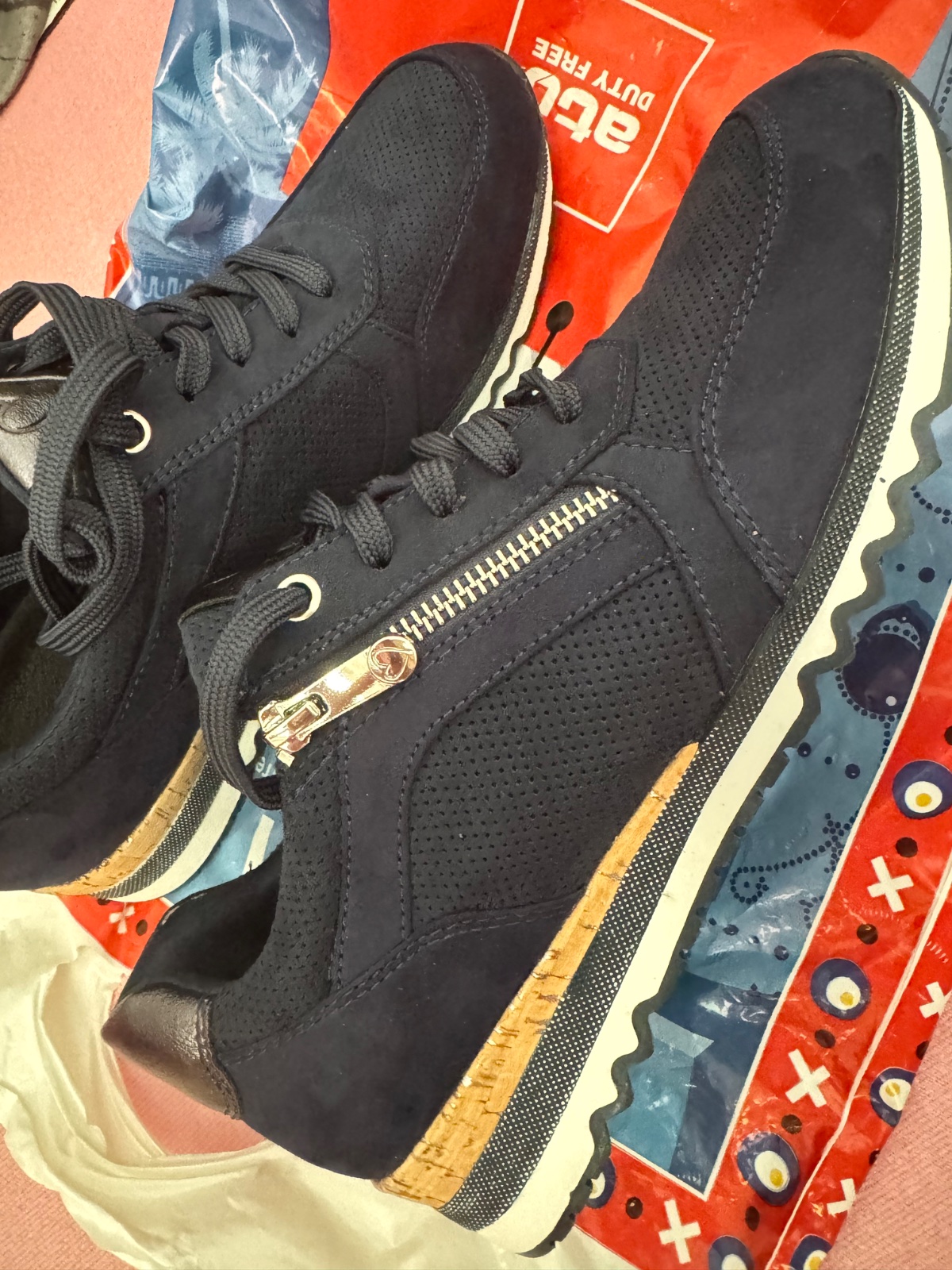 Chaussure femme importé neuf