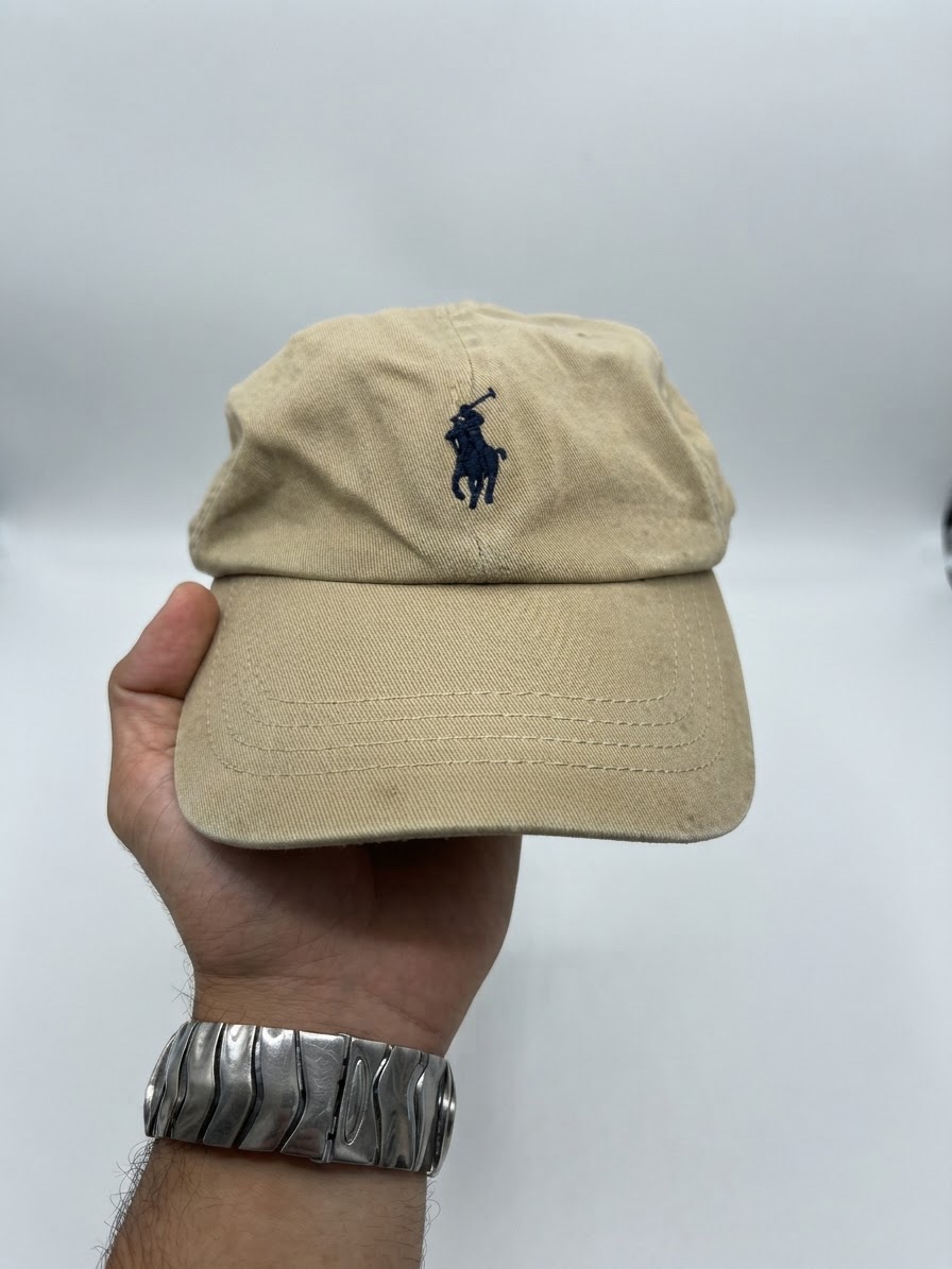 Casquette poli