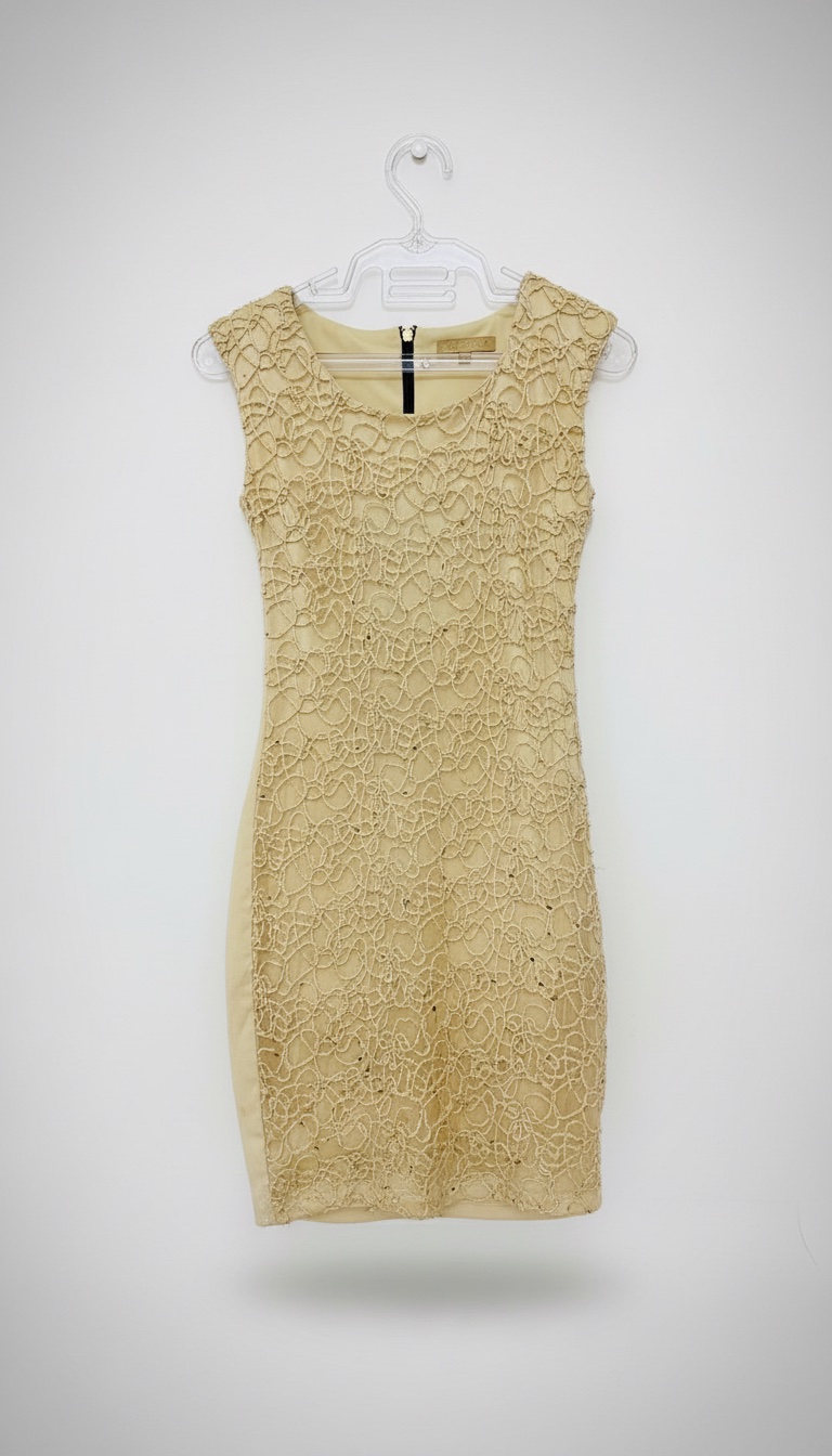 Robe élégante beige