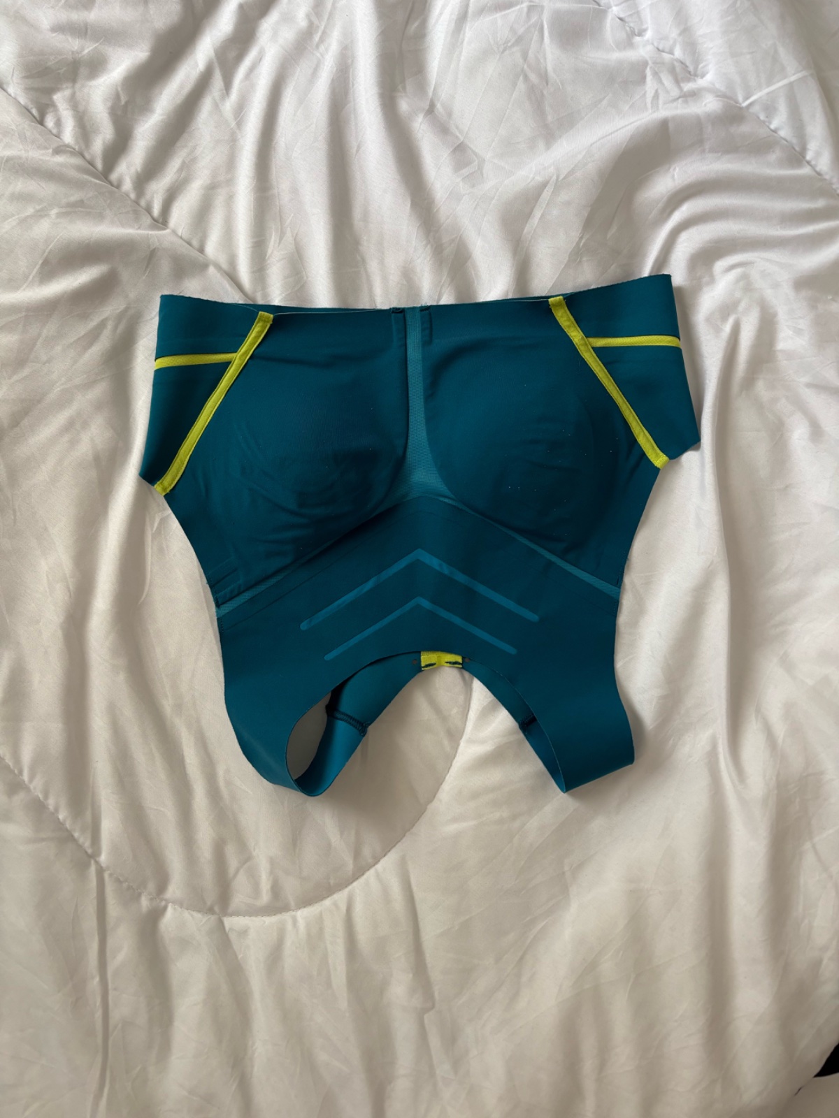 Brassiere 
