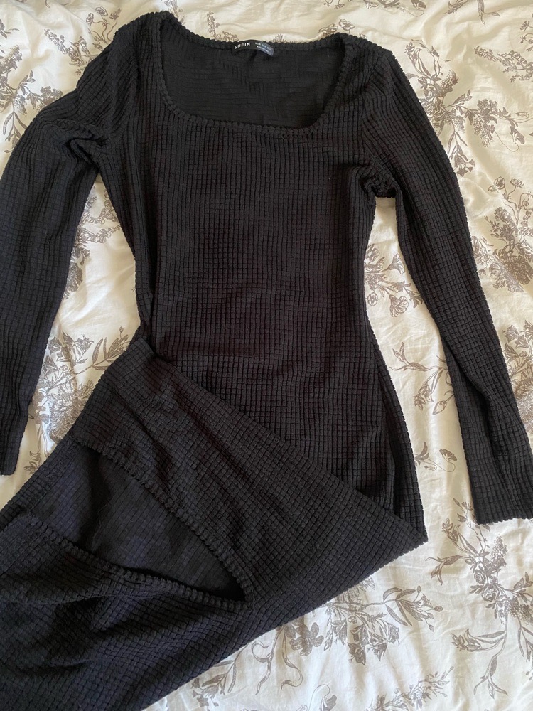 Robe noire longue shein