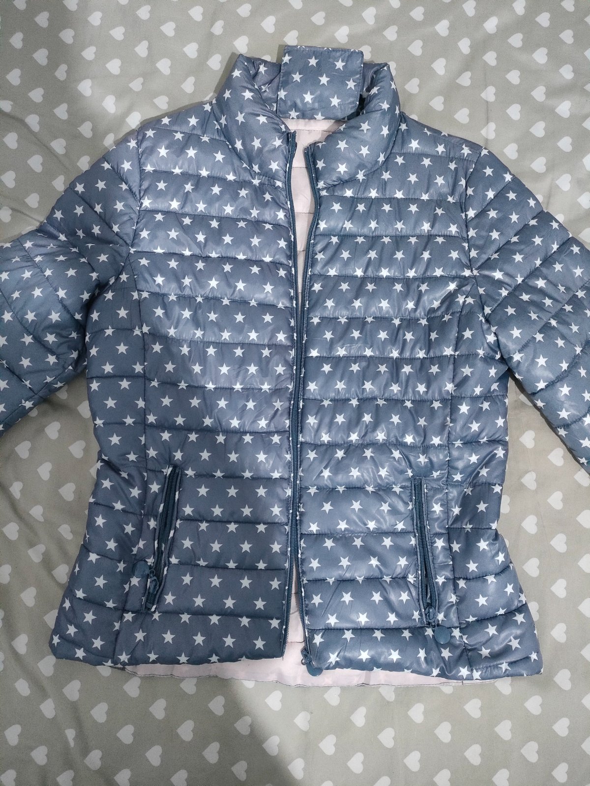 Doudoune avec un motif d'étoile 