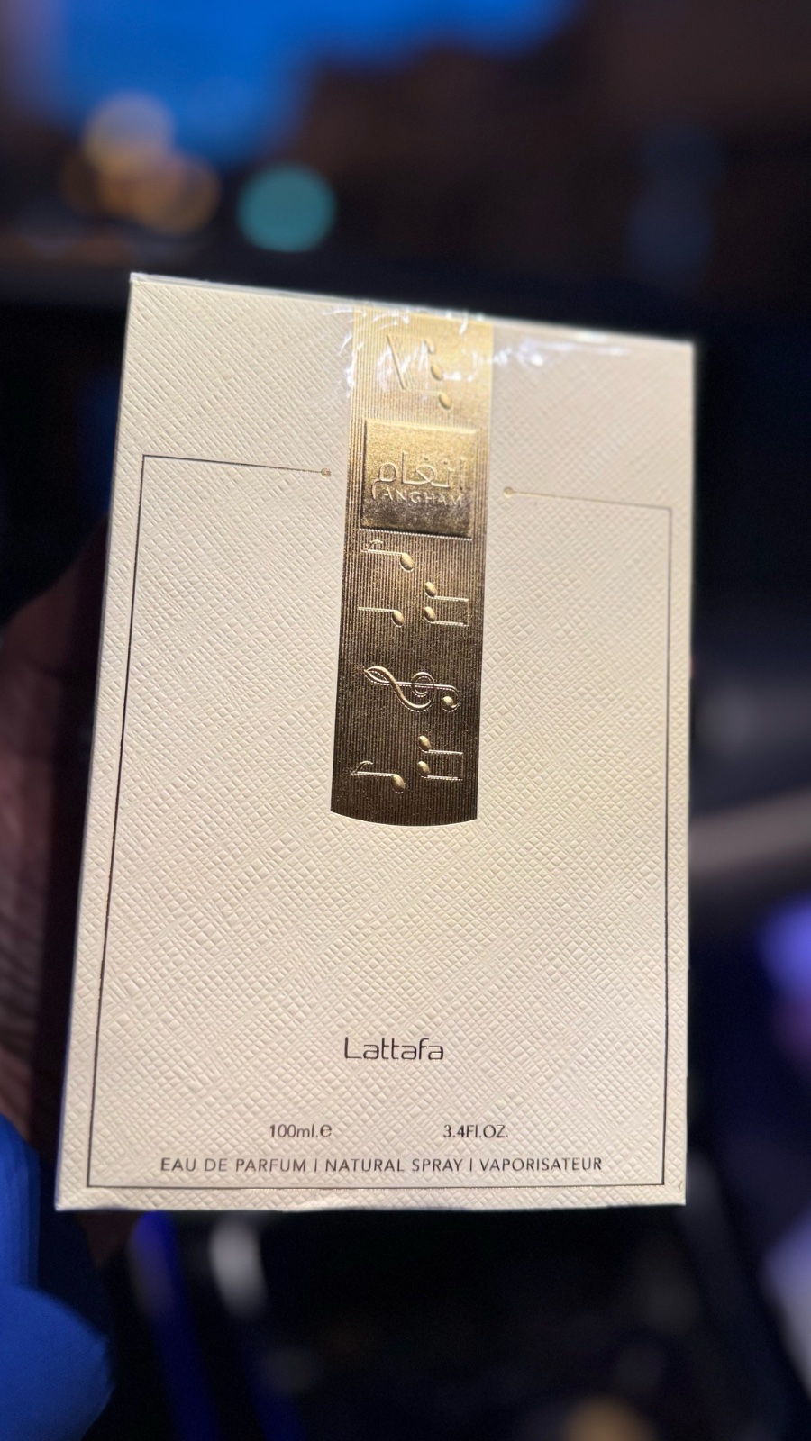 Parfum pour femme angham maison lattafa
