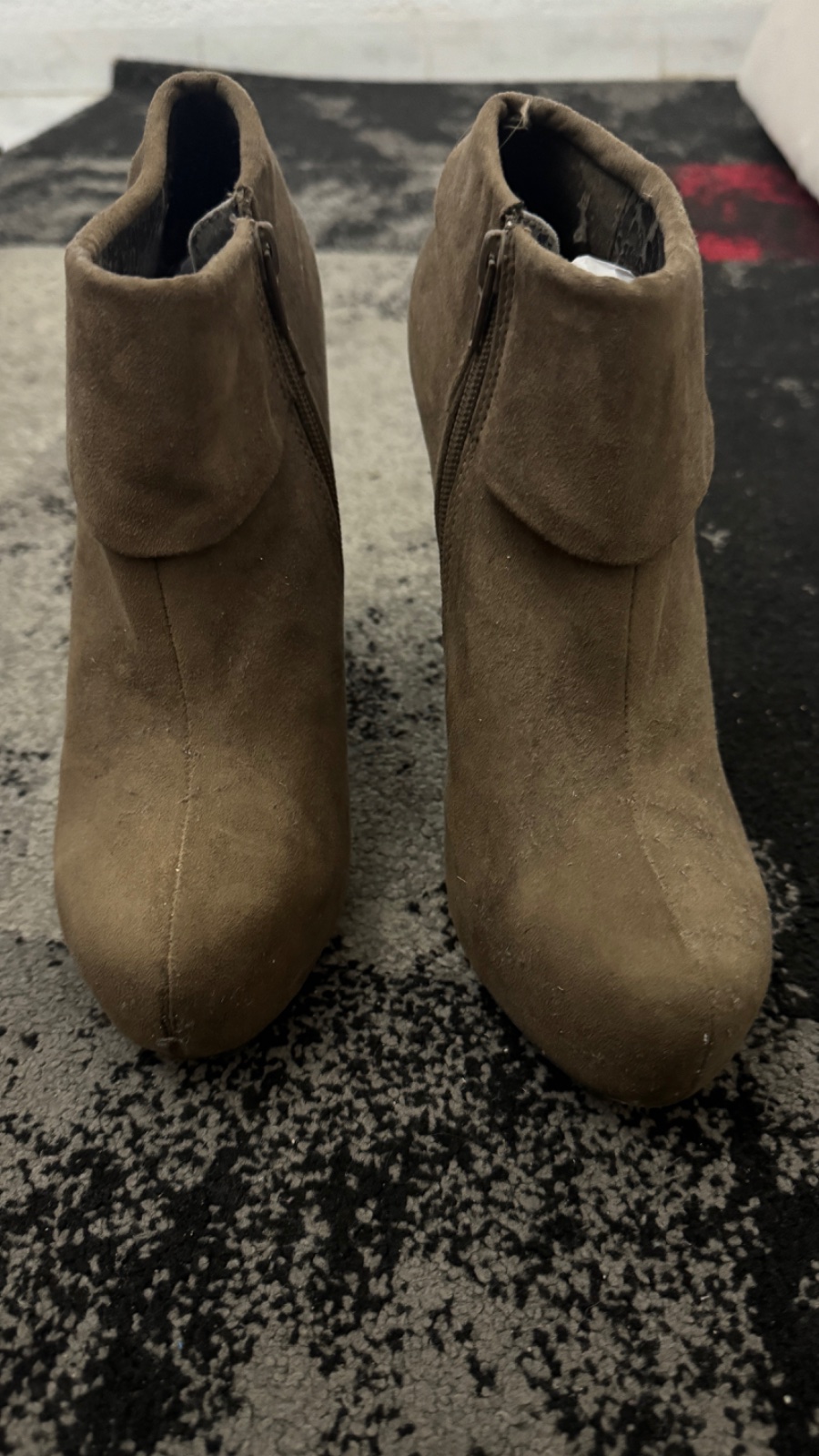 Ankle boots