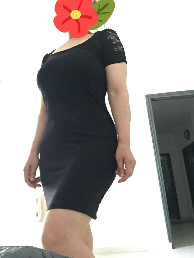 Robe noir moulante 