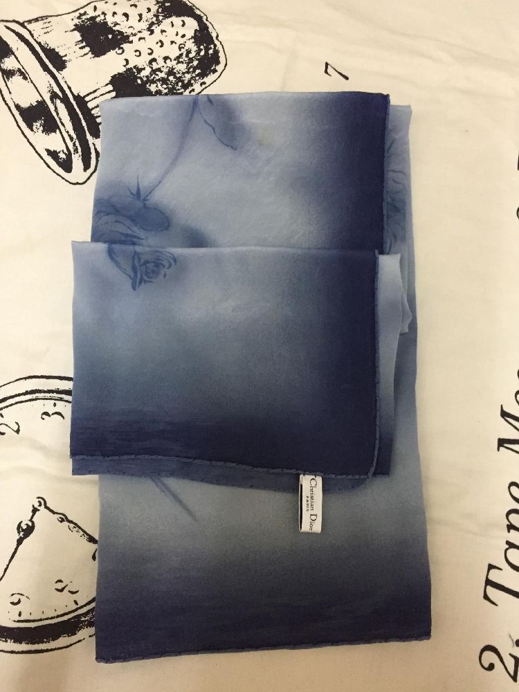 Foulard en soie Christian Dior