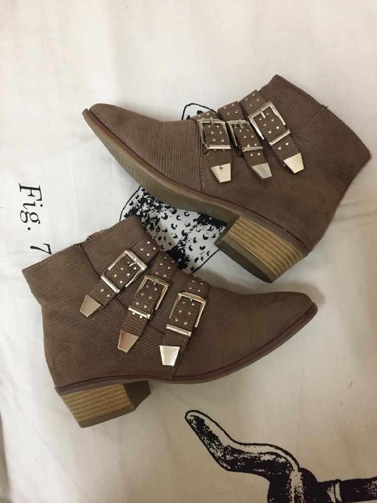 Bottines importation France, en velour