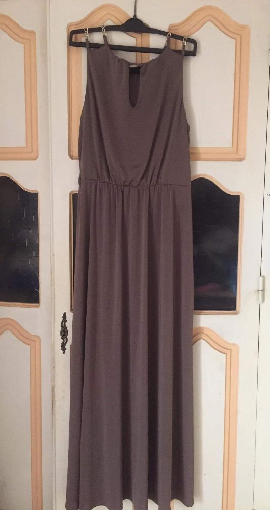 robe twila, importation France 