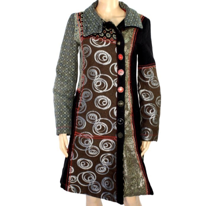 Manteau Desigual tres chic , etat parfaite 