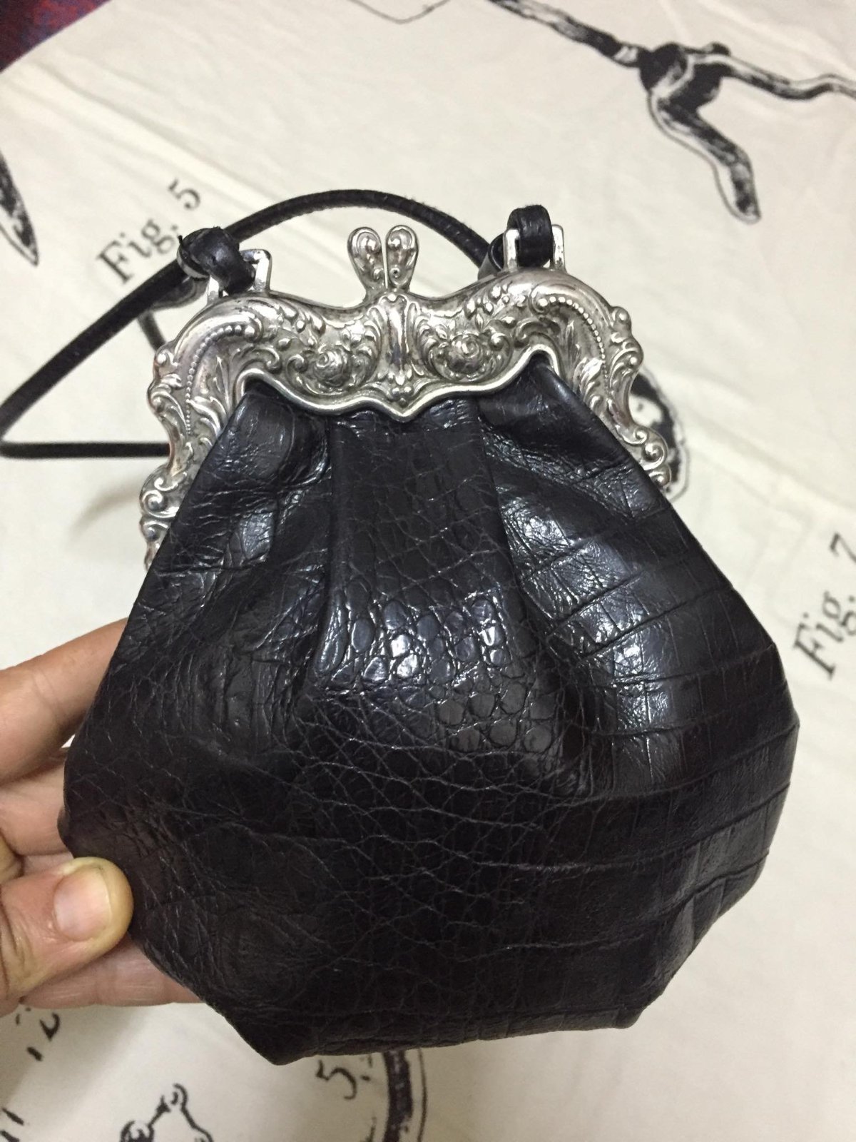 Vintage purse , vrai cuir , Marque One World by Brighton 