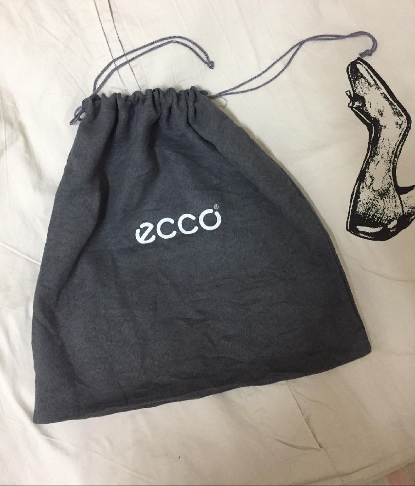 dust bag ecco en daim