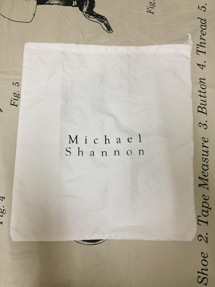 Grand dust bag marque Michael Shannon 