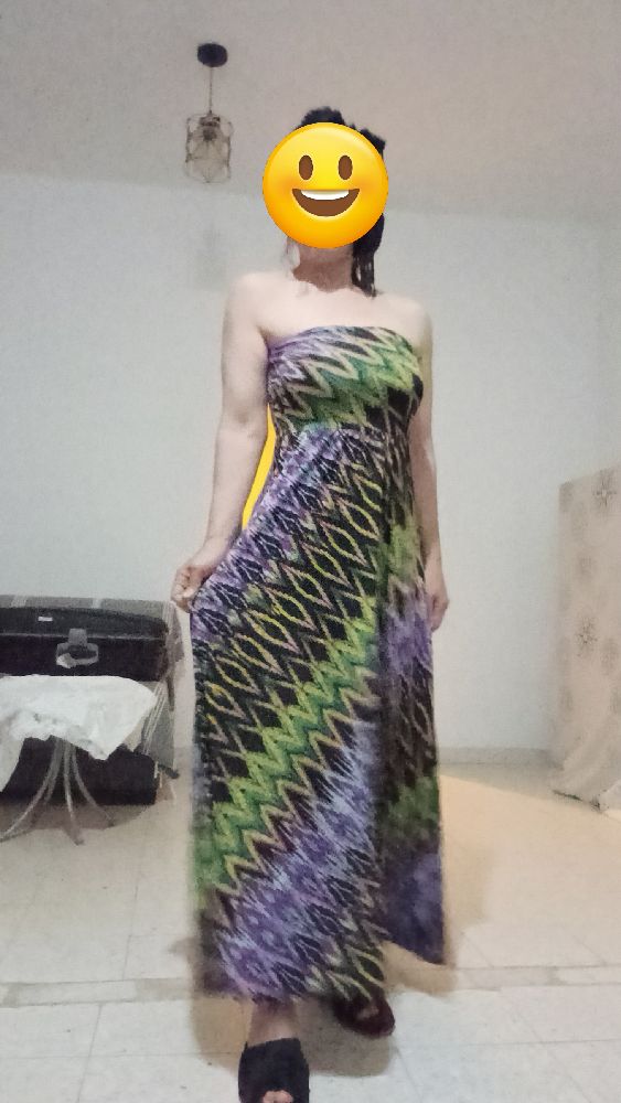 Robe marque Bisou Bisou , possible tlabes plage