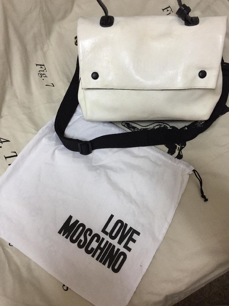 sac a main Moschino, en vrai cuir 
