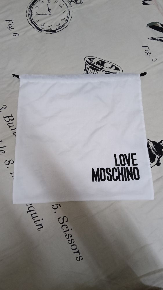 Dust bag LOVE MOSCHINO, état neuve