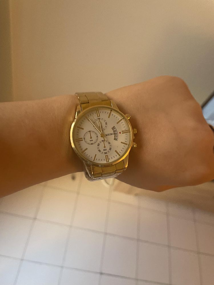 Montre doré inoxydable 