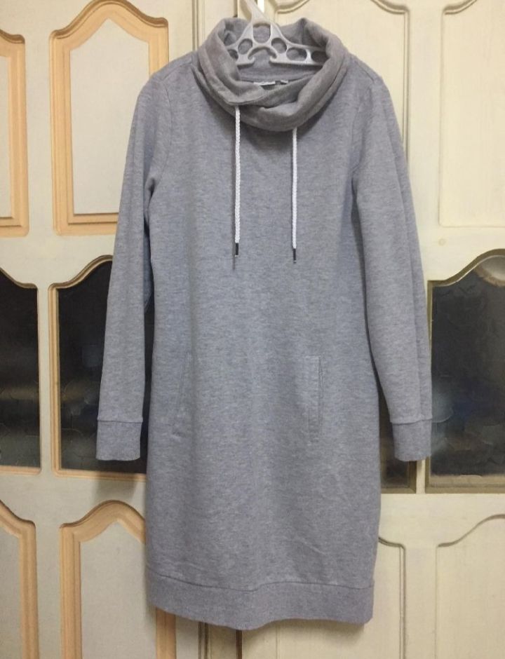 Pull/robe sport  