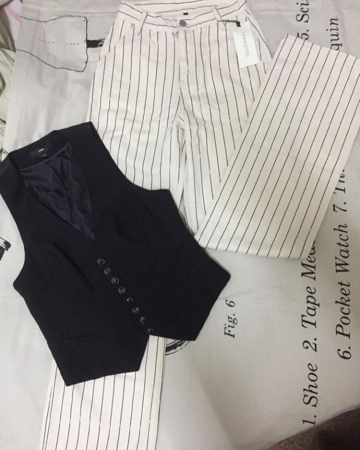 Pantalon jeans trres souple, coupe droite, importé 