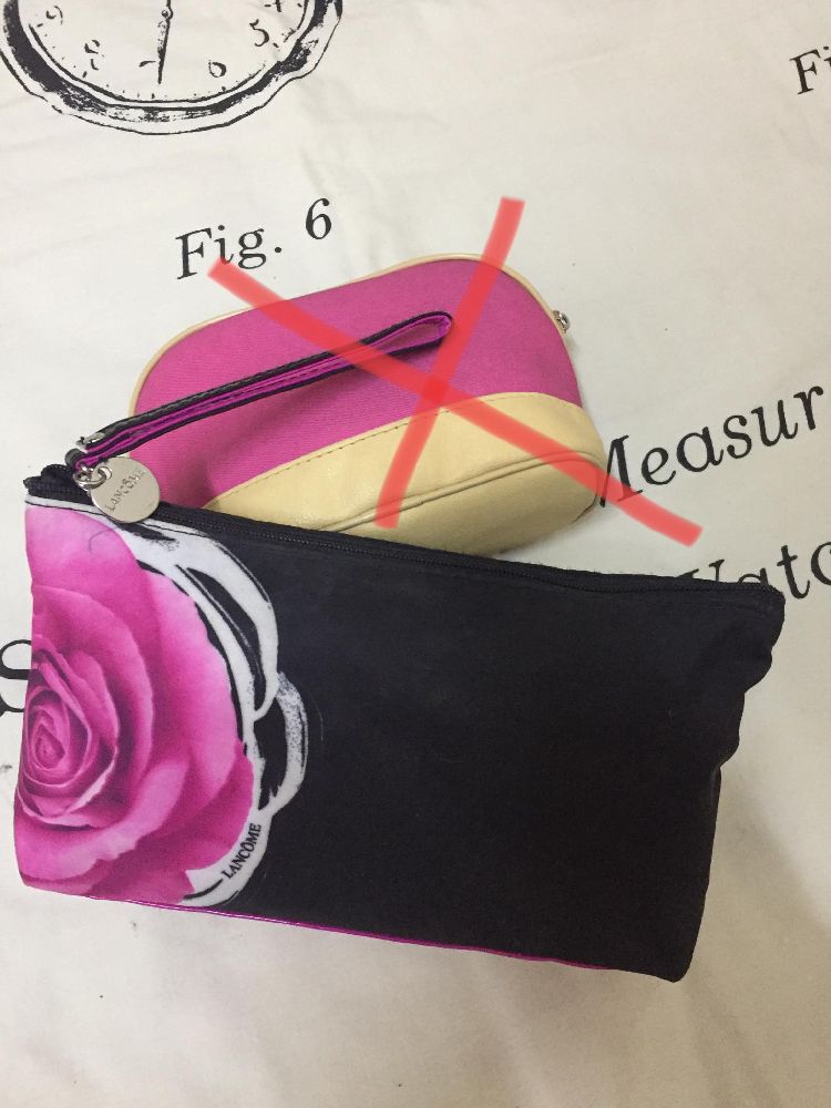  1 Trousse de  maquillage Lancôme 