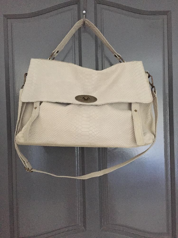 Grand sac en vrai cuir 