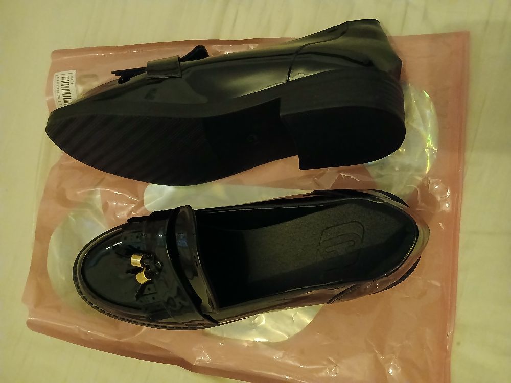 Moccasin tout neuf 41