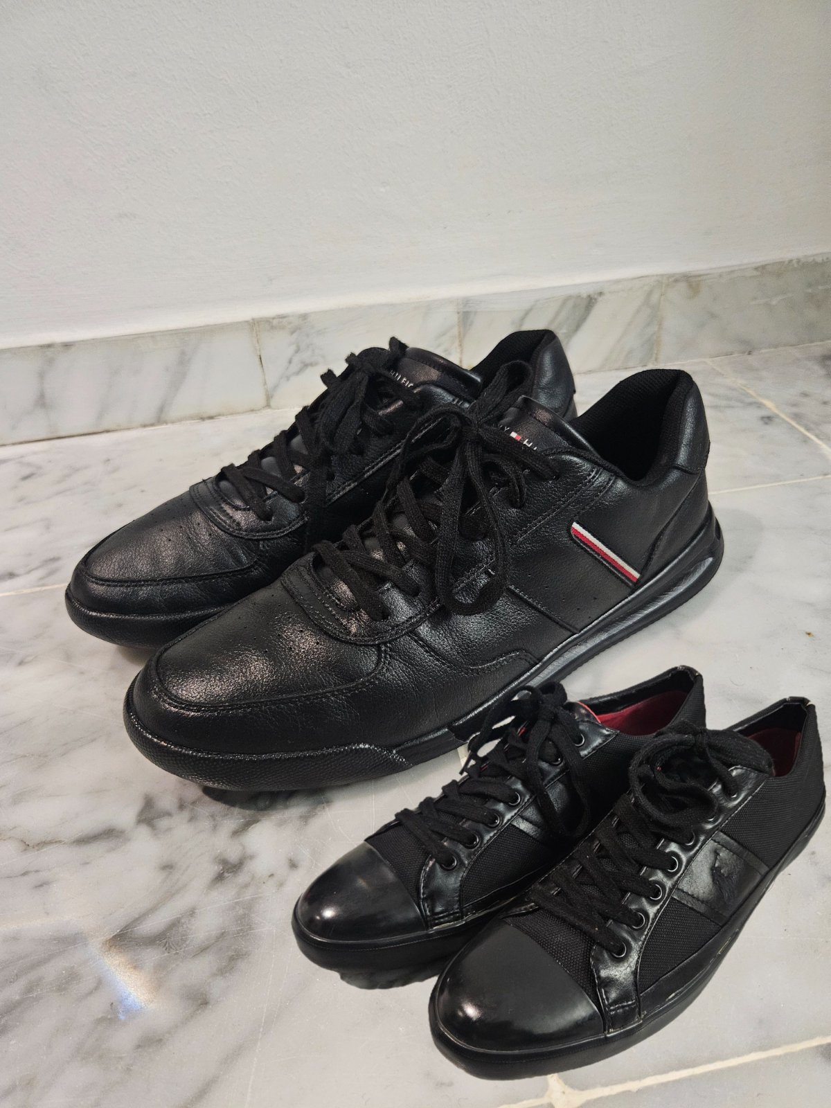 Lot de deux chassures tommy hilfiger et polo ralph lauren en noir