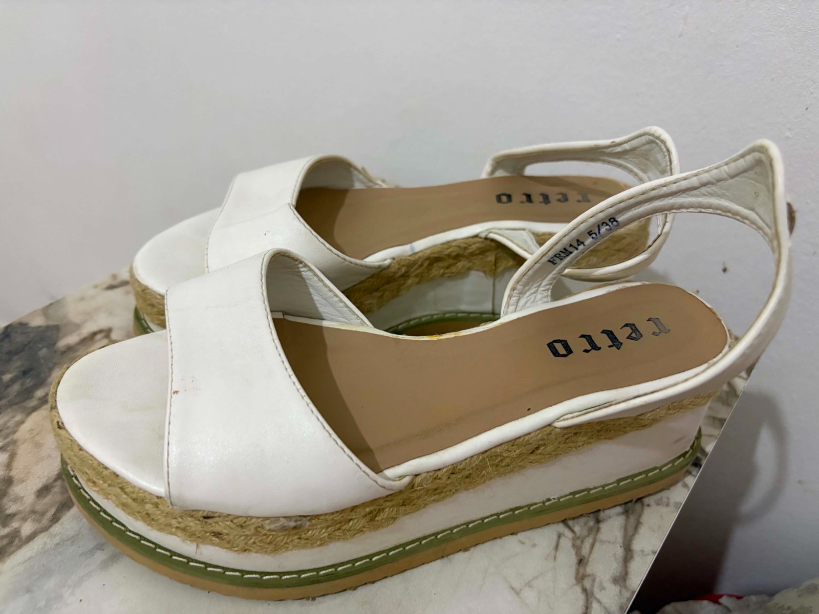 Sandales blanches