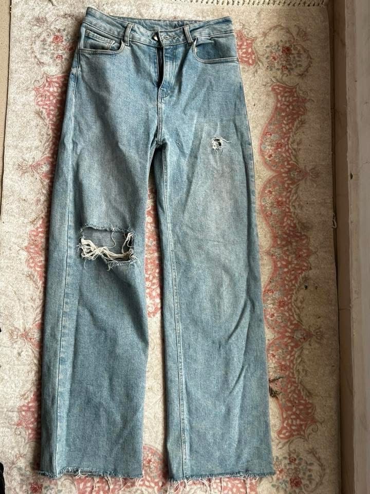 Pantalon jean déchiré