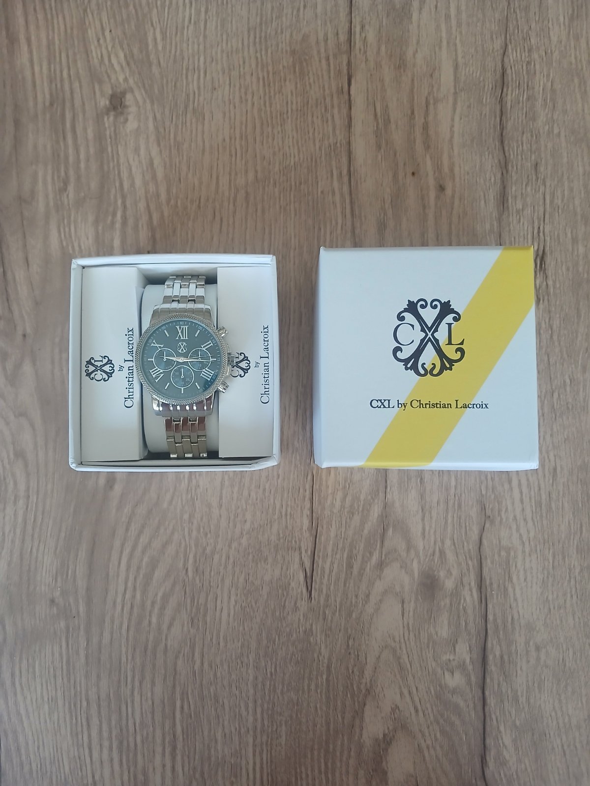 Montre analogique pour hommes
