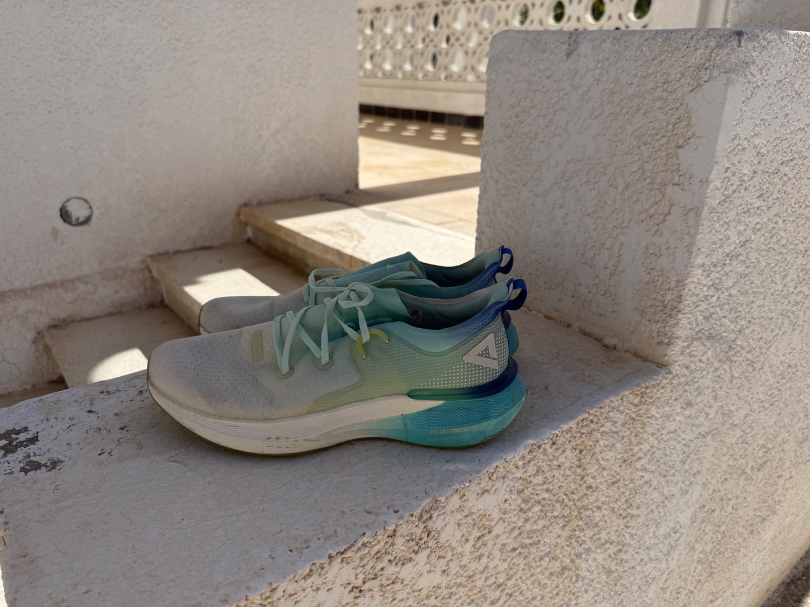 Lifestyle shoes