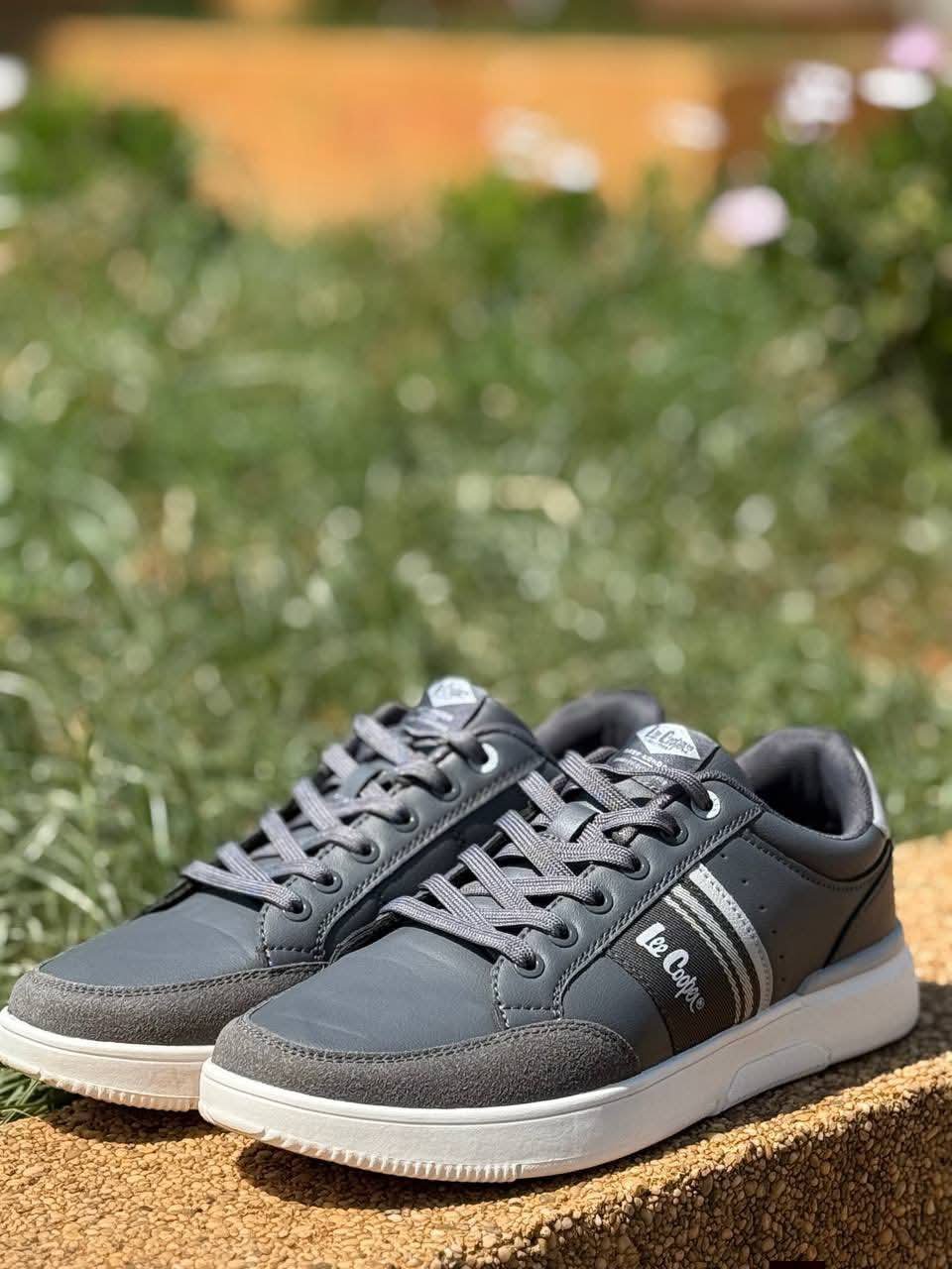 Chaussure sport chic Lee Cooper