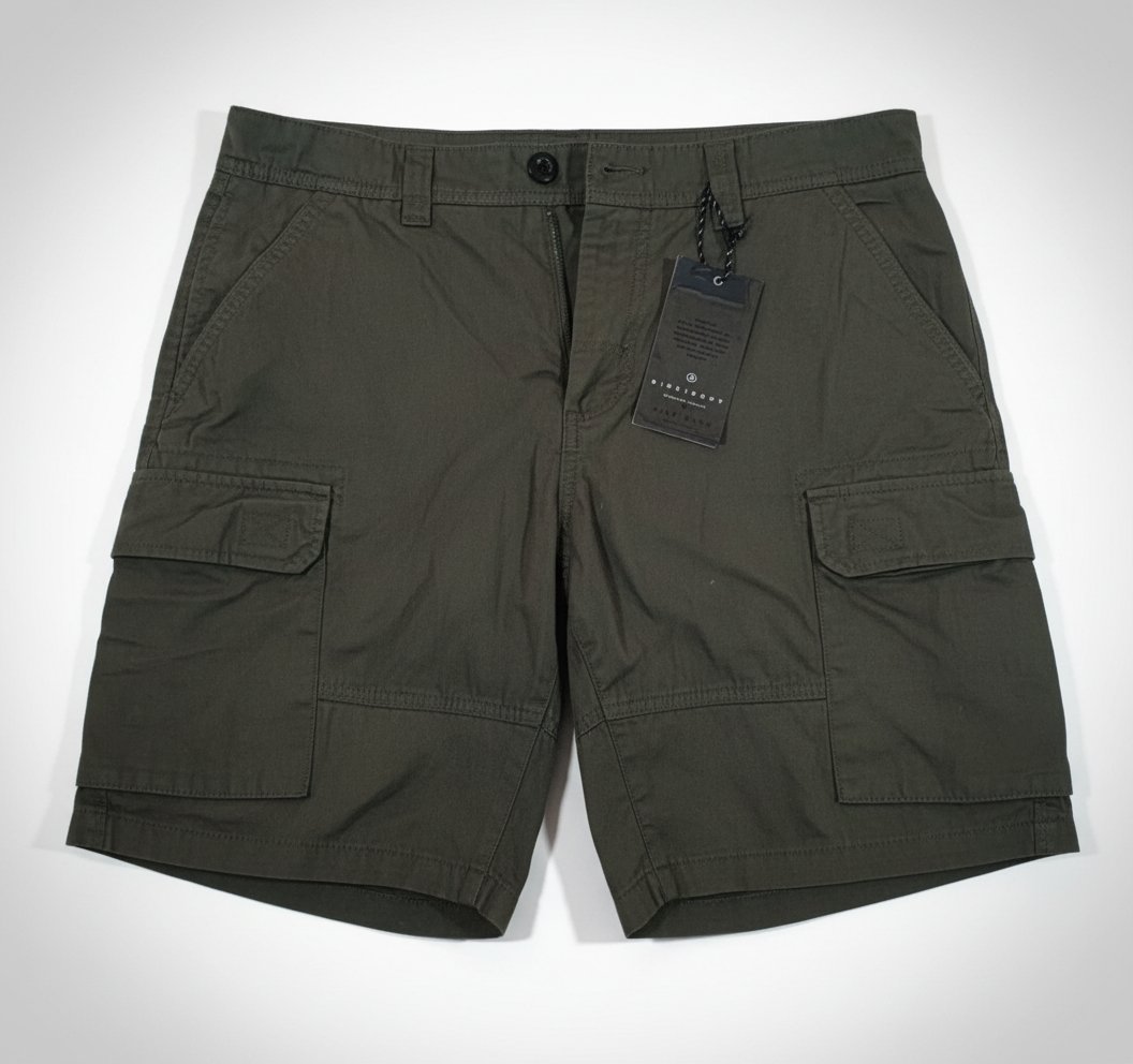 Short homme taille M/L neuf avec etiquette importe de UK.