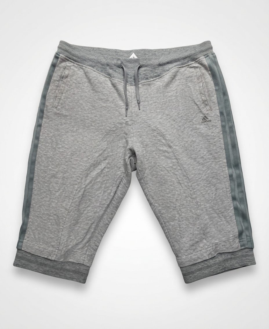 Short Adidas taille L gris