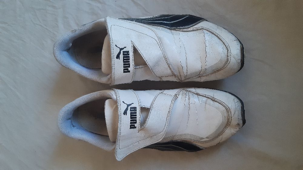 Chaussure Puma pointure 42. quelque defauts