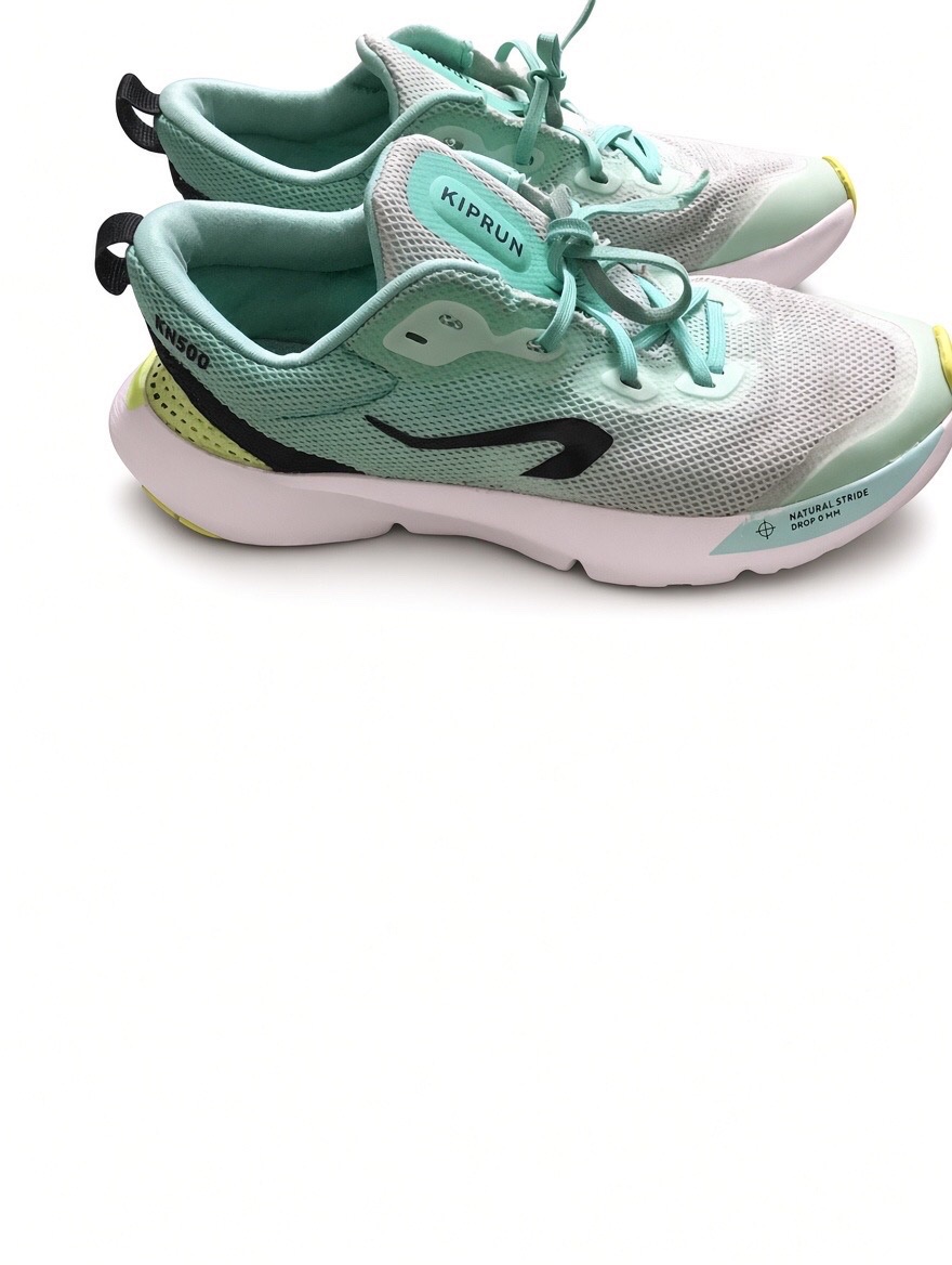 Basket pour enfant en excelent état pointure 32