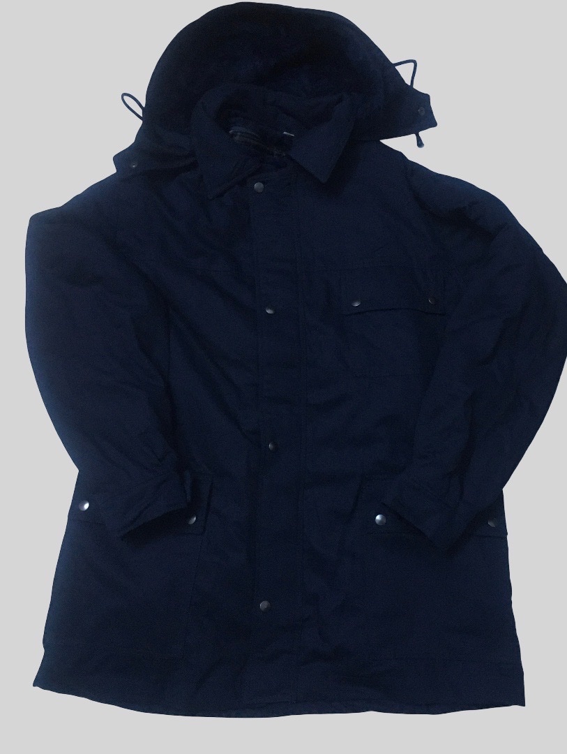 Manteau neuf pour homme.