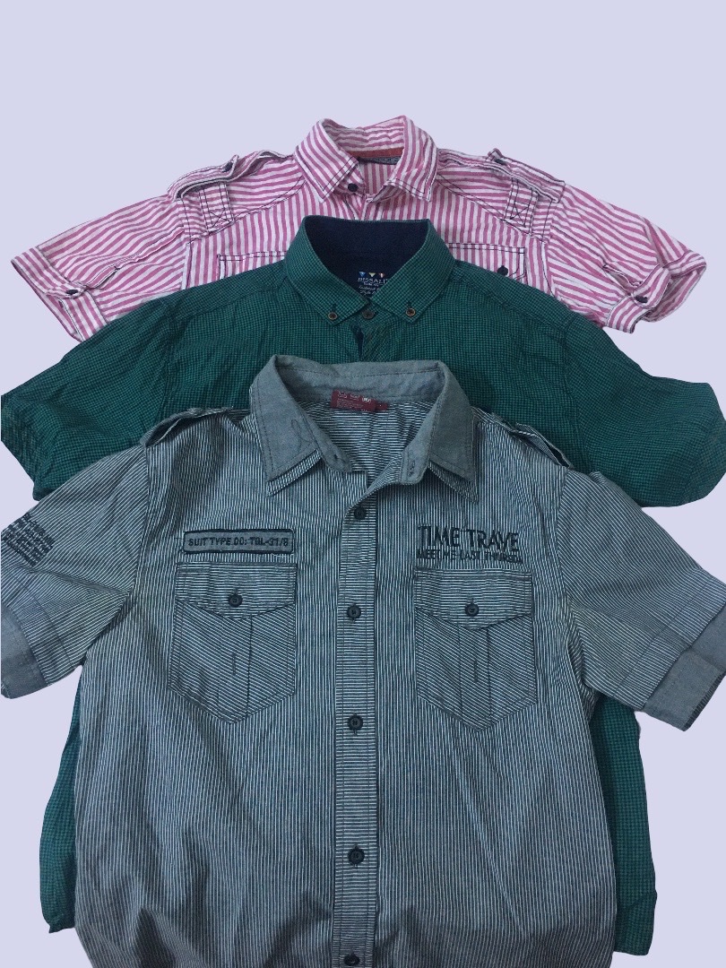 3 chemises taille S en parfait état