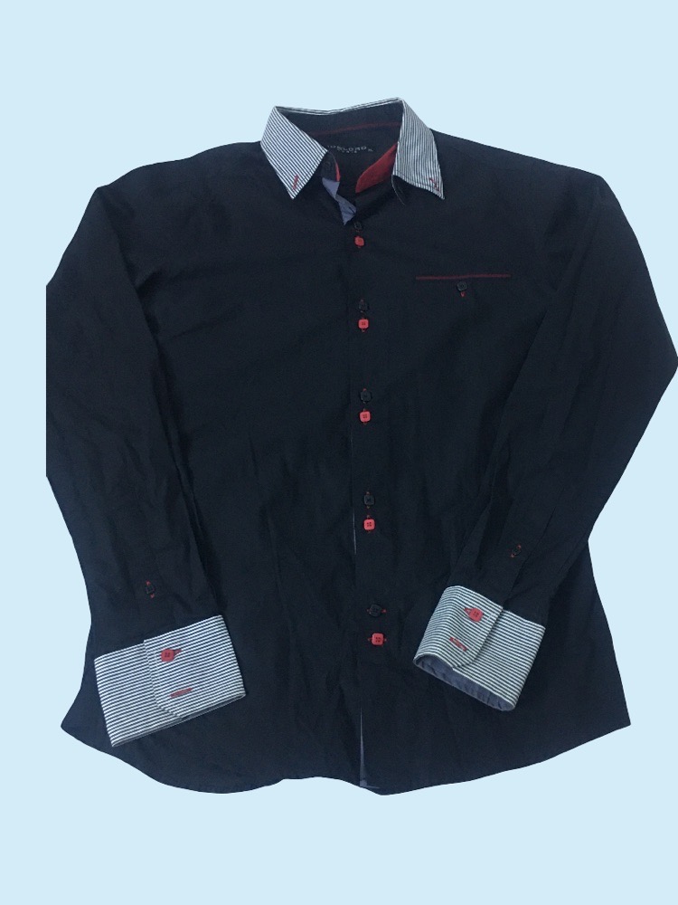 Chemise pour homme en trés bon état .