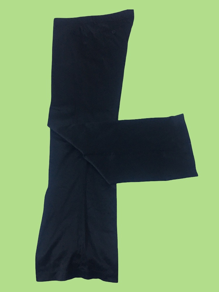 Pantalon noir pour femme .