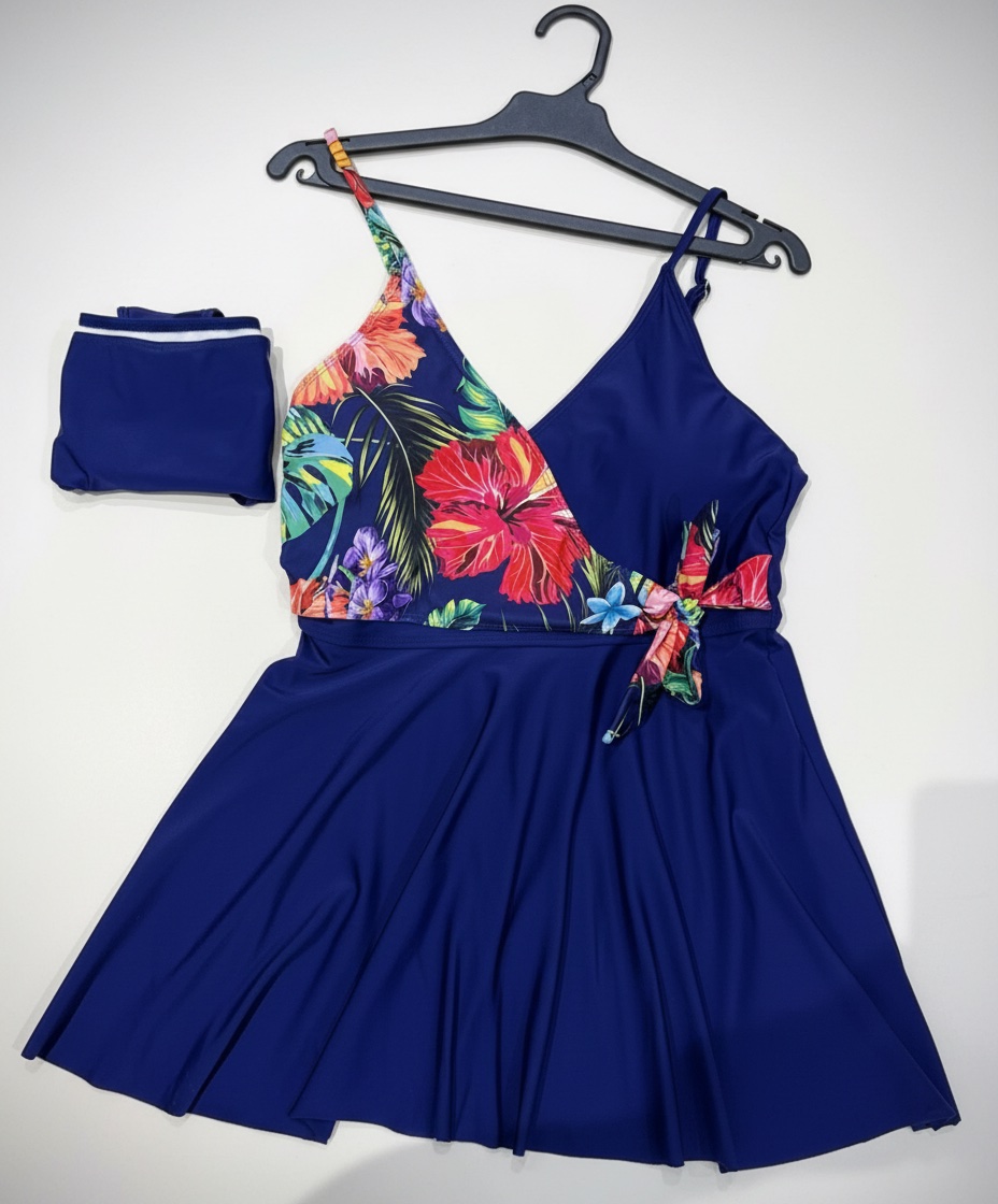 Maillot robe bleu marine fleuri 