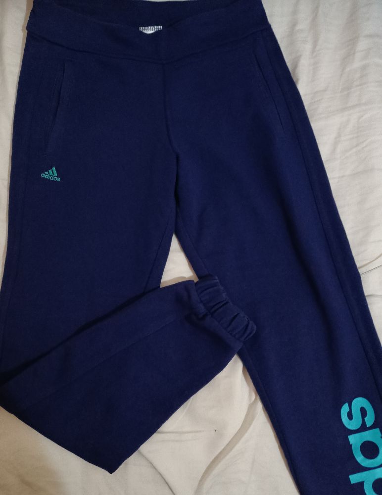 Adidas authentique 