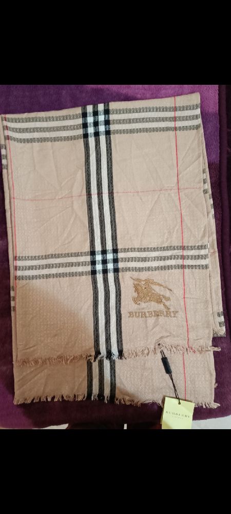 Burberry authentique 