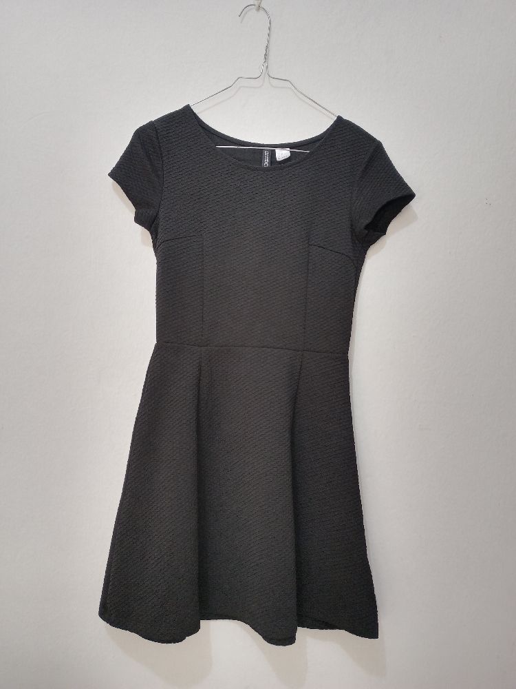 Robe noire h&m