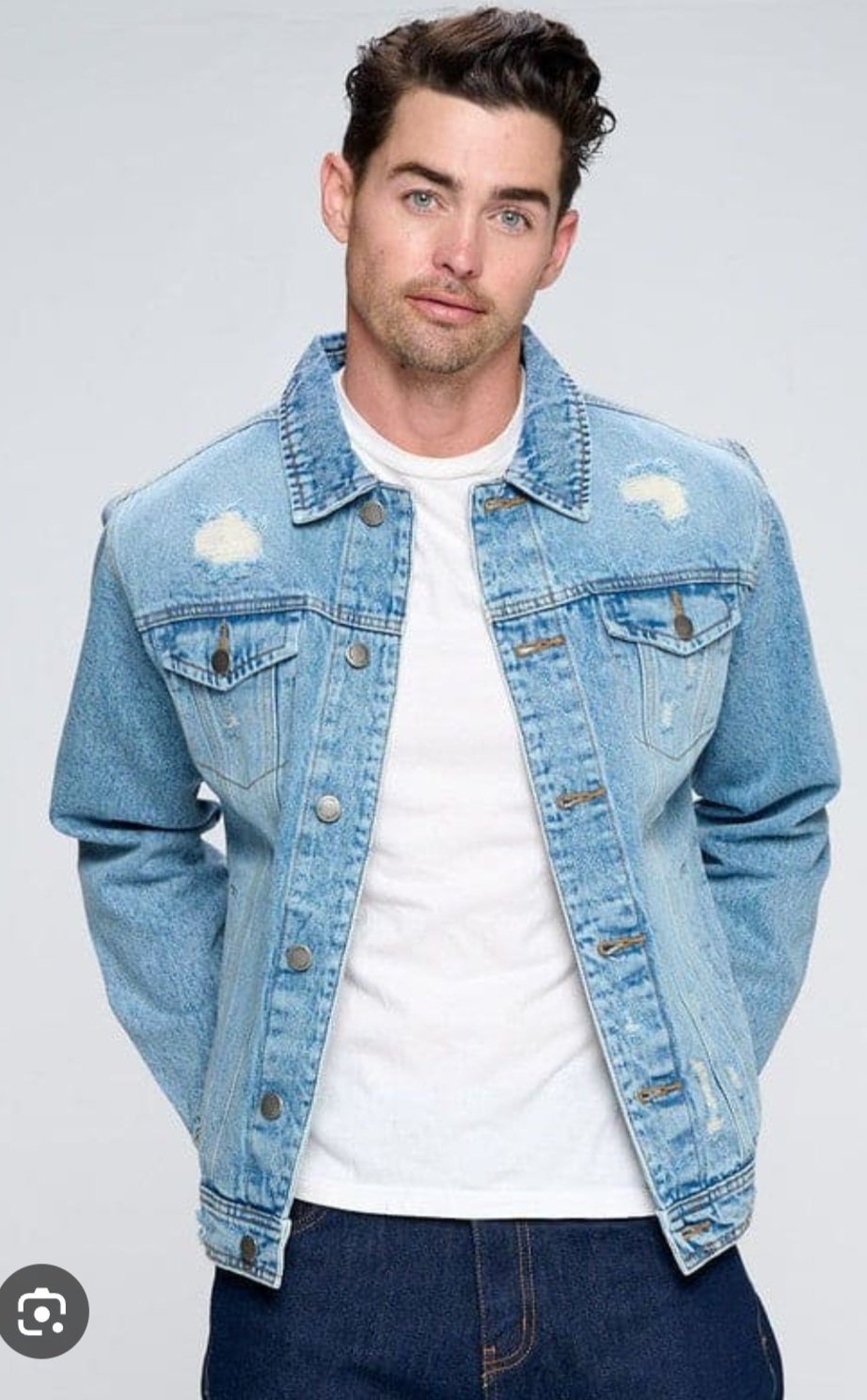   profitez 🥰Tendance Denim veste man taille S 💙🩶🤍