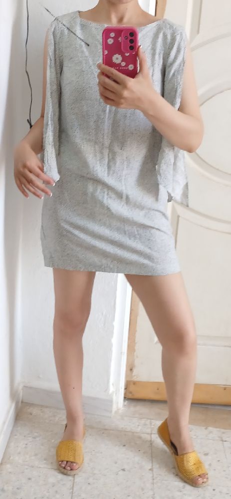 Très belle robe fine très féminin H&M taille M - 38