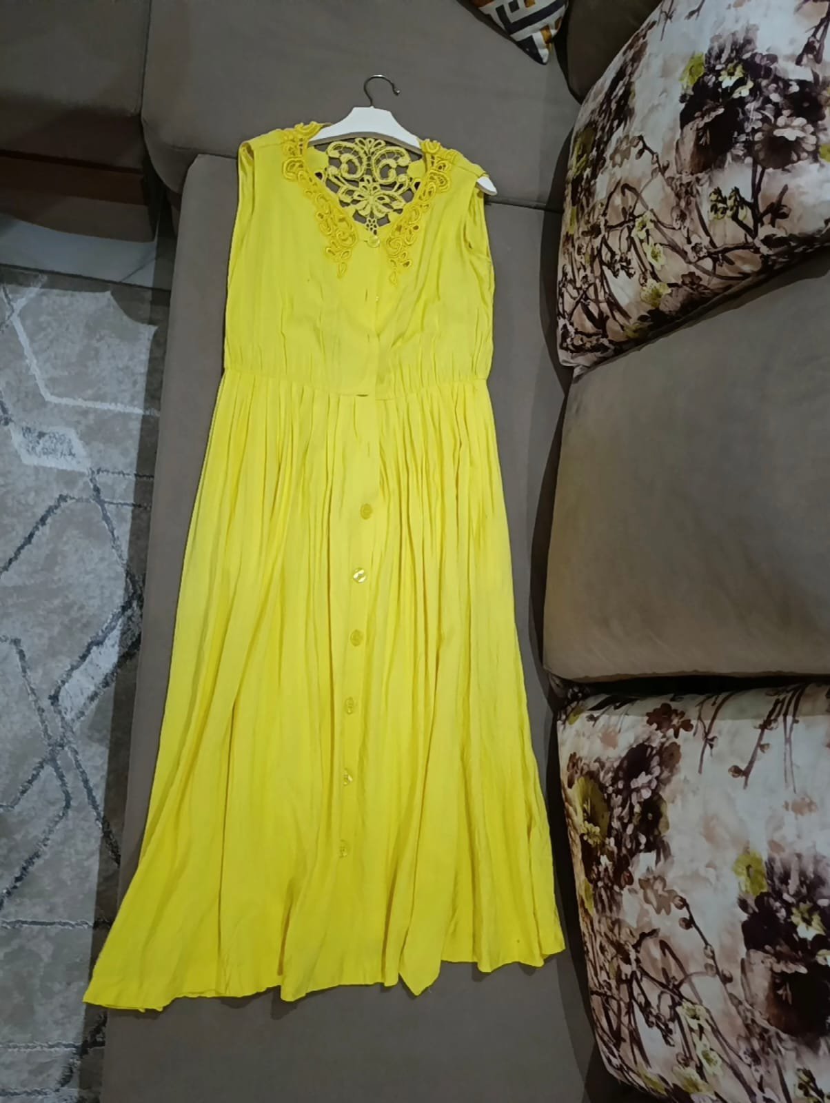Robe jaune 