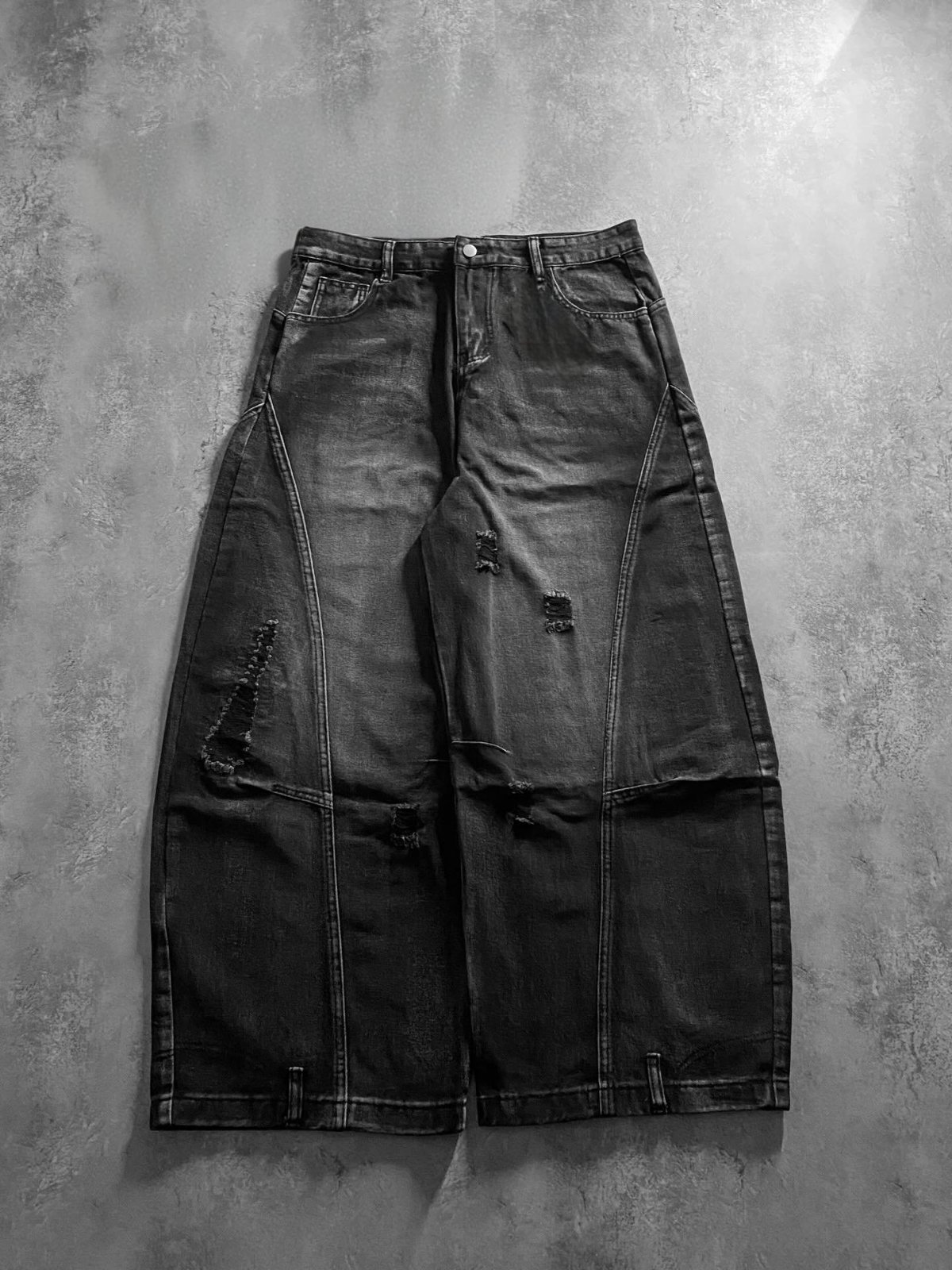 Baggy Wide-Leg Jeans