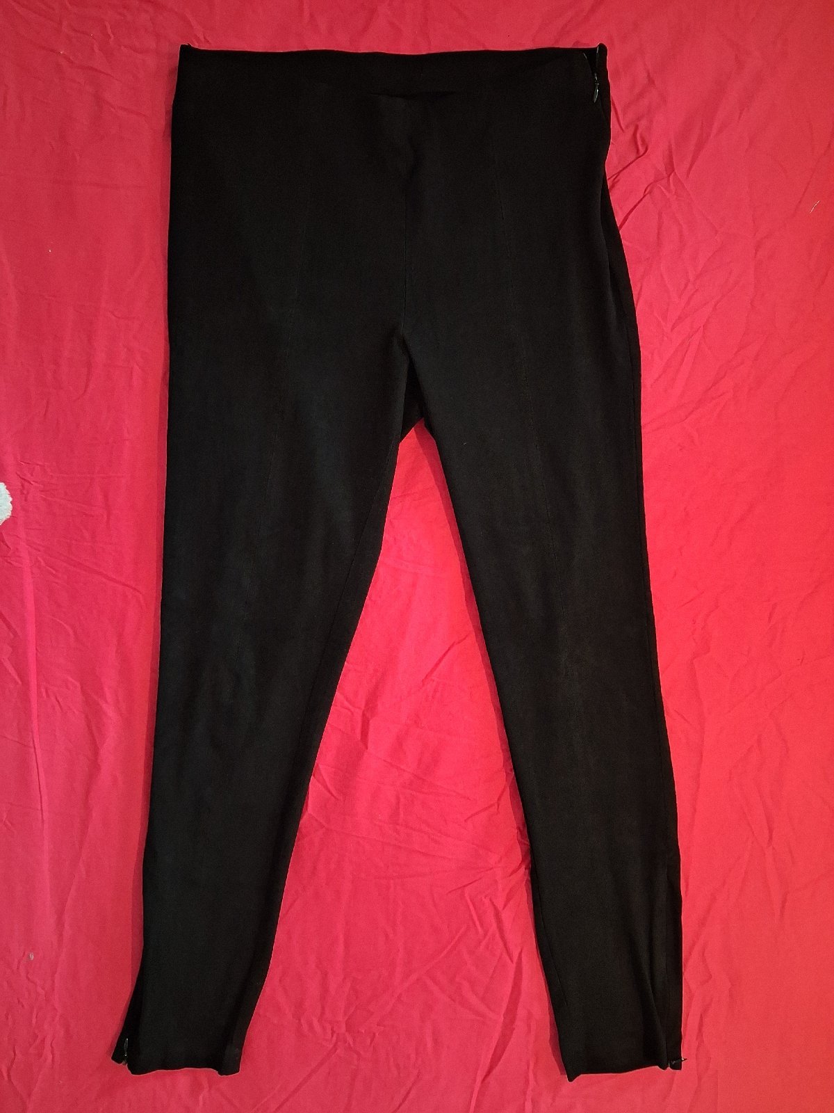 Pantalon slim, simili daim